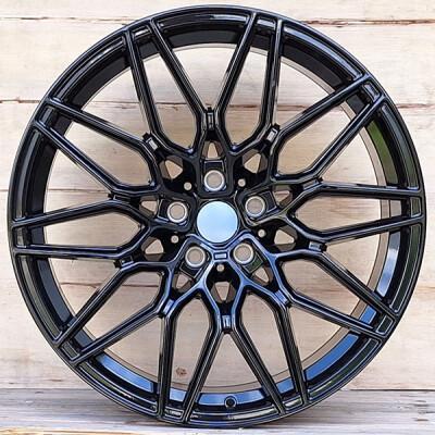 8,0x18 H3242F 5x120 30 Black 72.6 könnyűfém kerékt.